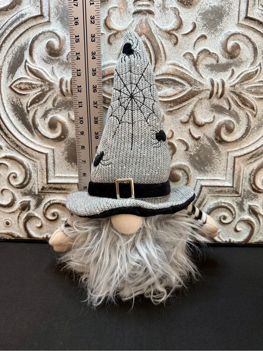 🎃 Set of 4 Halloween Sitting Knit Gnomes